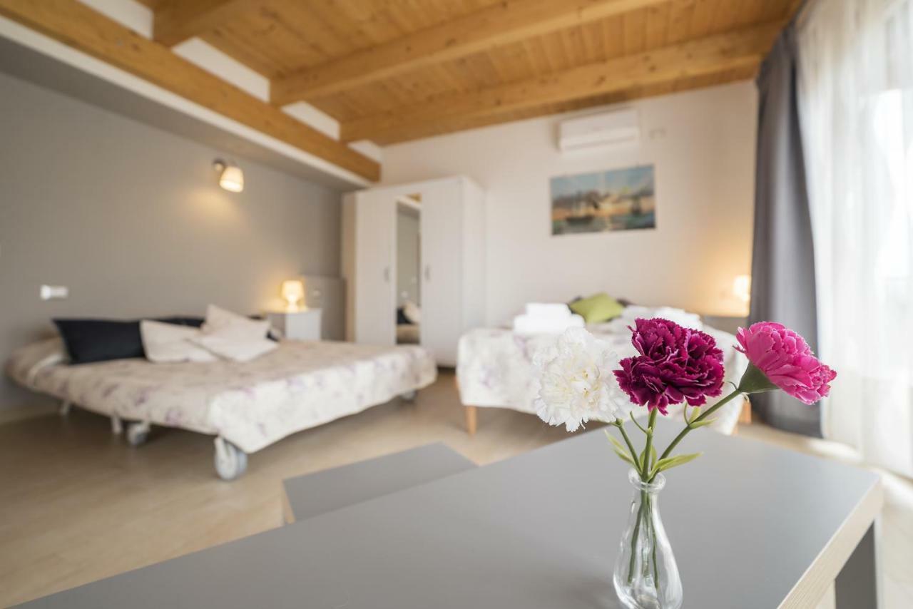 Peperino Attic Flat Apartment Ciampino Bagian luar foto