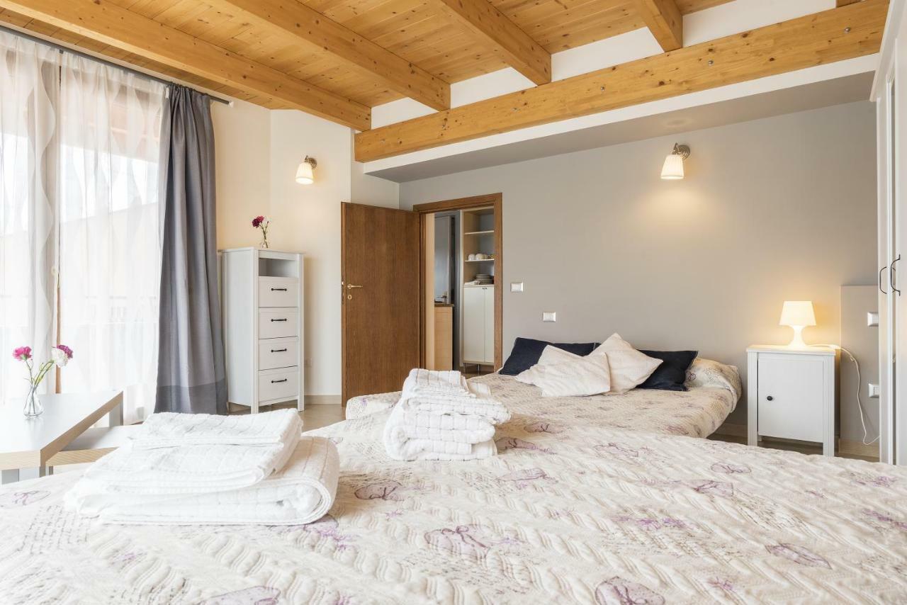 Peperino Attic Flat Apartment Ciampino Bagian luar foto